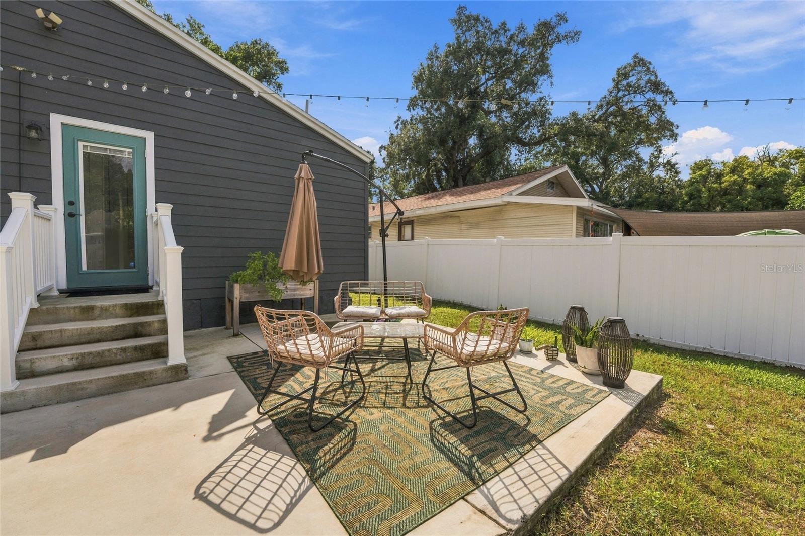 412 E HAMILTON AVE — photo 37