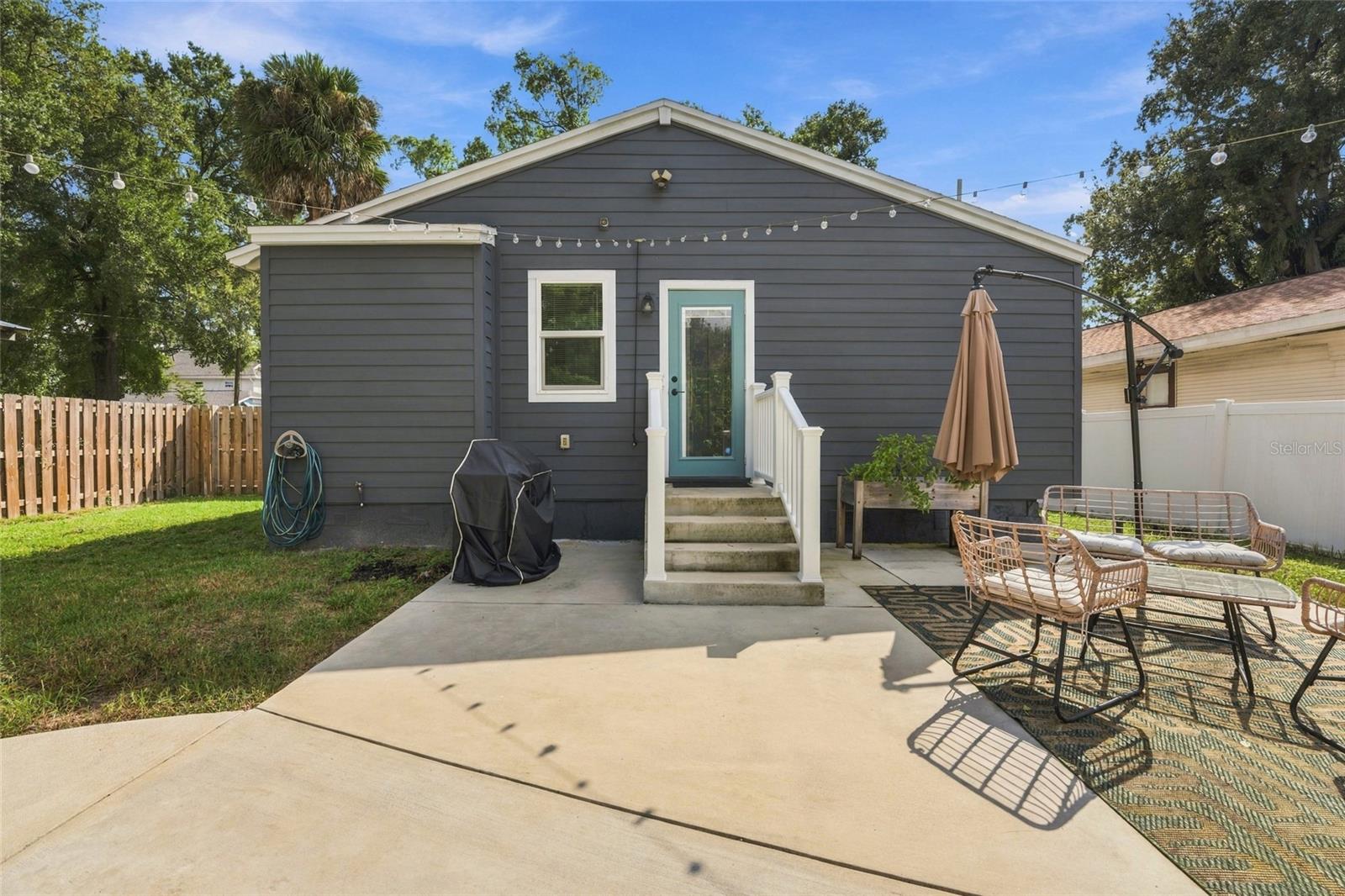412 E HAMILTON AVE — photo 40