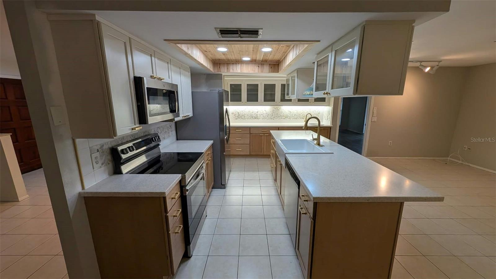 12408 GOLDEN OAK CIR — photo 5
