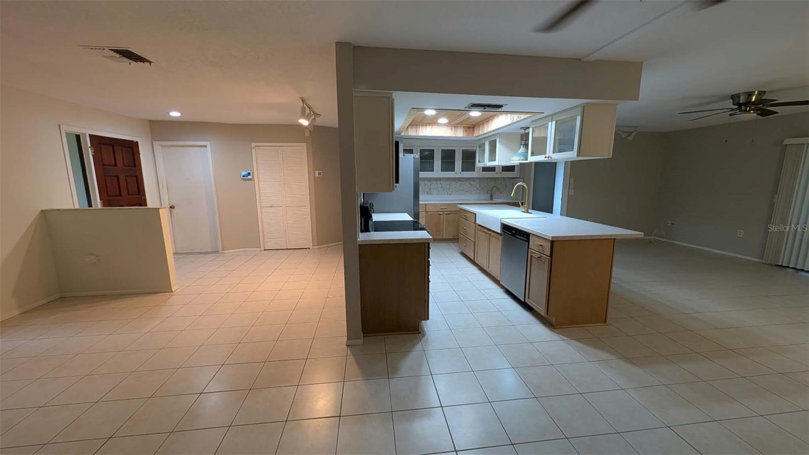 12408 GOLDEN OAK CIR — photo 11