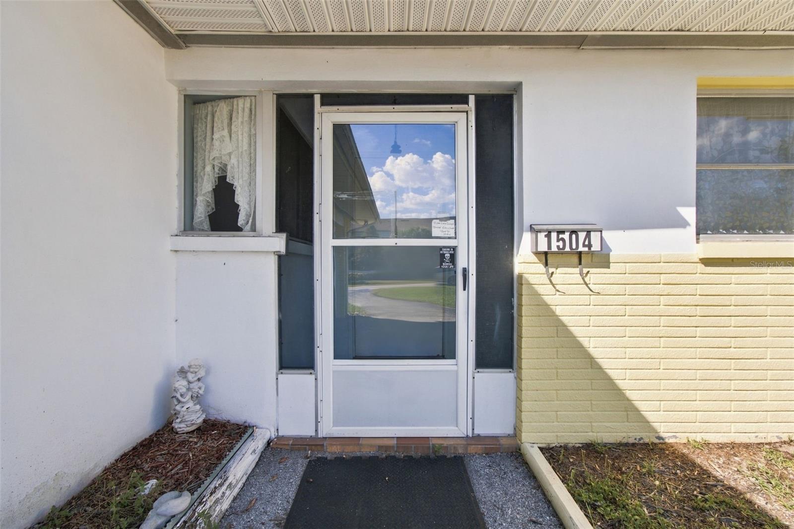 1504 NURSERY RD — photo 2