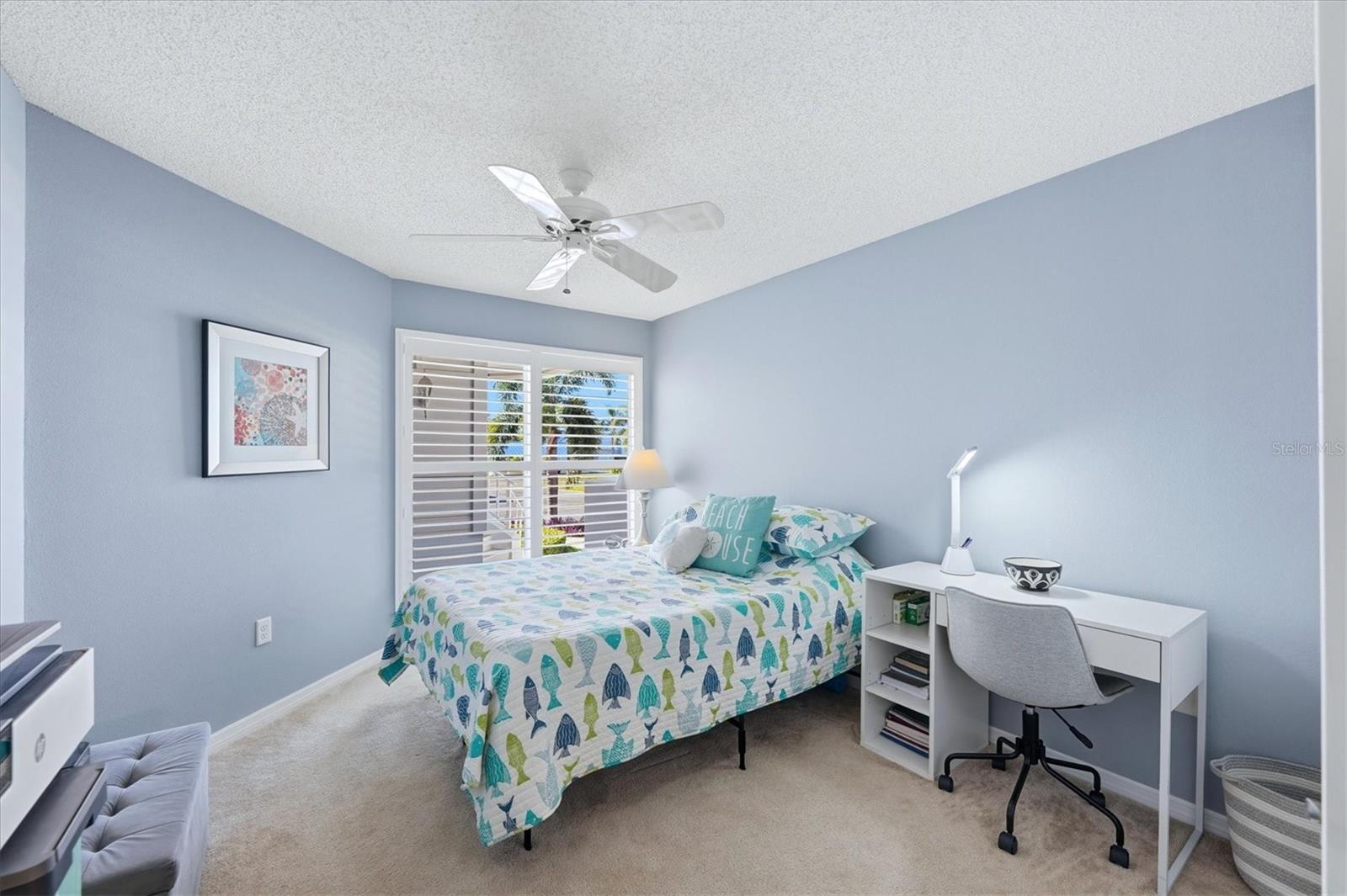 877 AUDUBON DR — photo 18