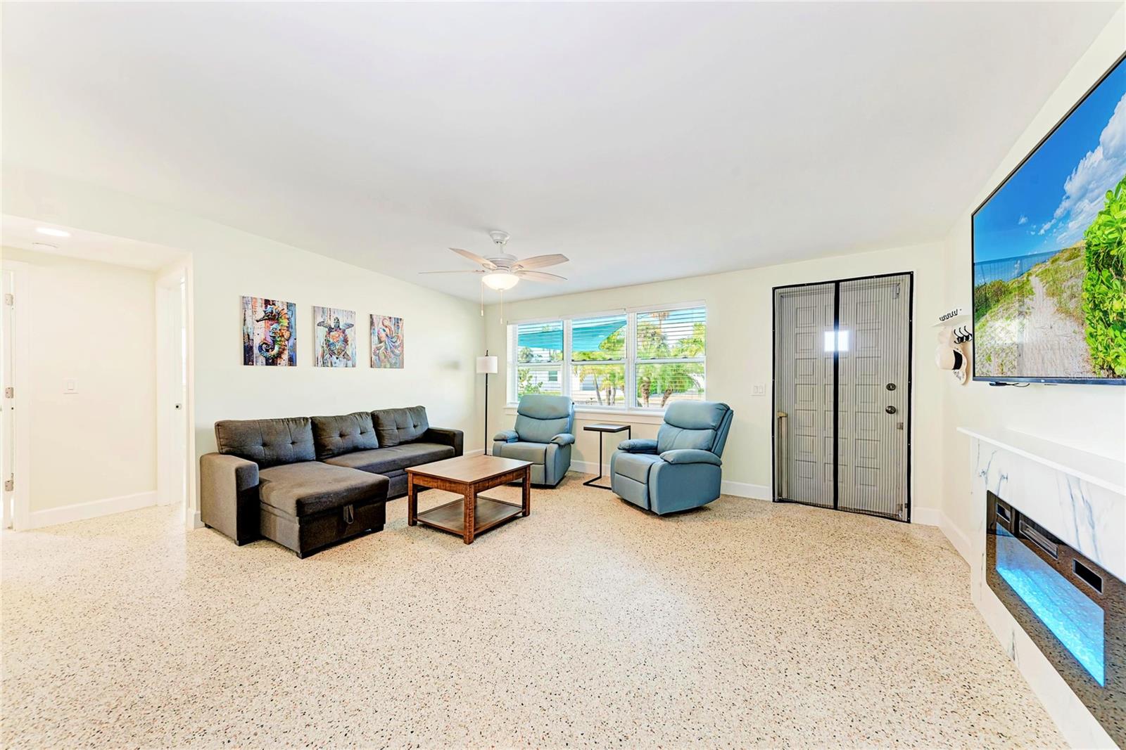 503 BAYVIEW DR — photo 9