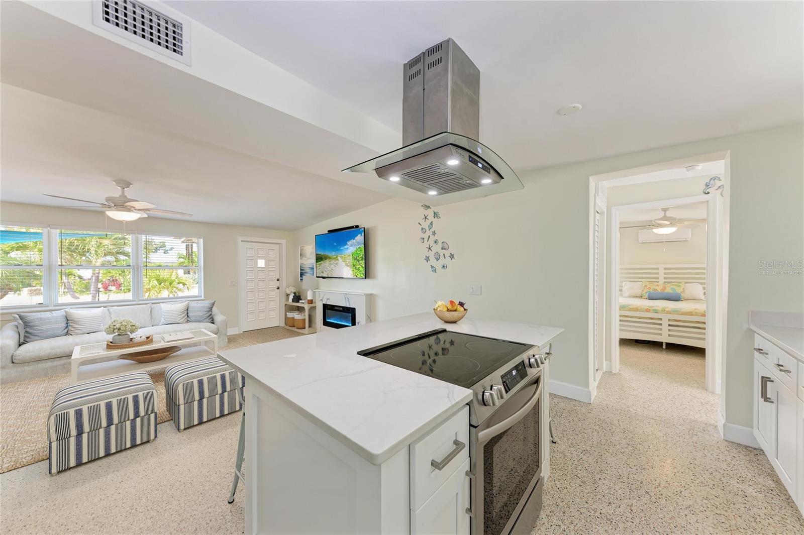 503 BAYVIEW DR — photo 12