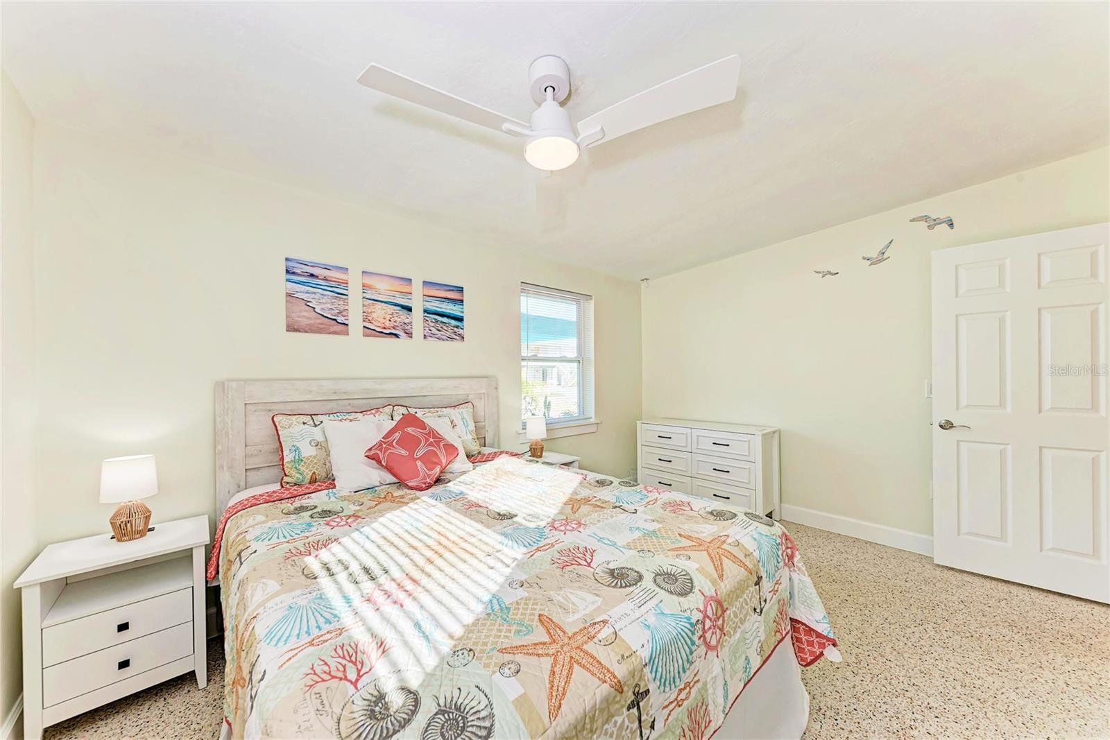 503 BAYVIEW DR — photo 26