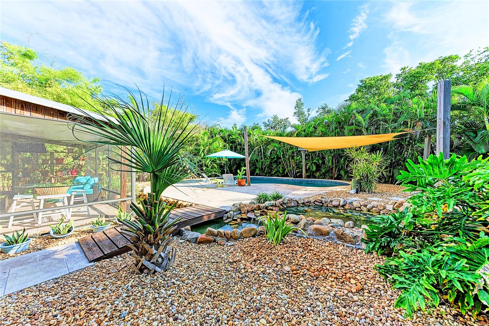 503 BAYVIEW DR — photo 34