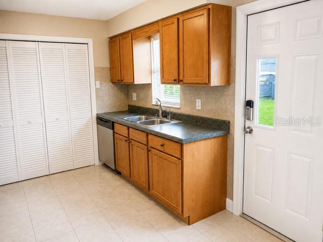 3052 PARK LN — photo 29