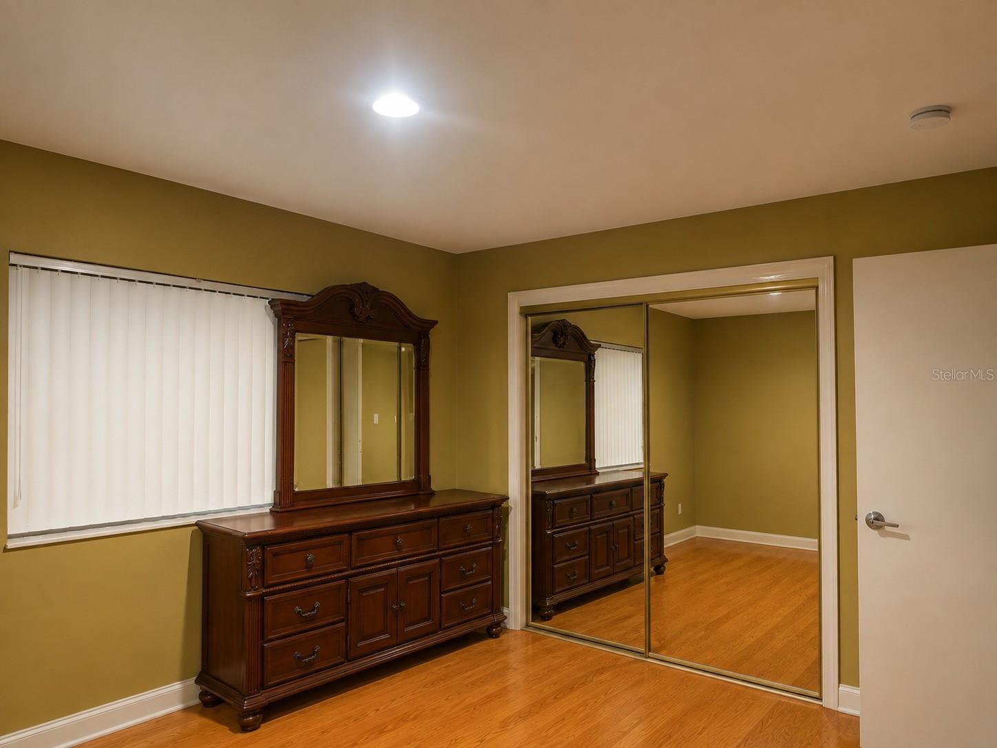 3052 PARK LN — photo 8