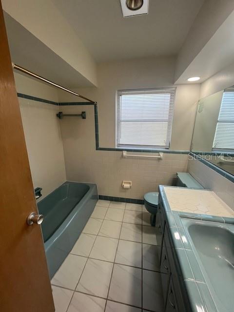 1630 PICARDY CIR — photo 11