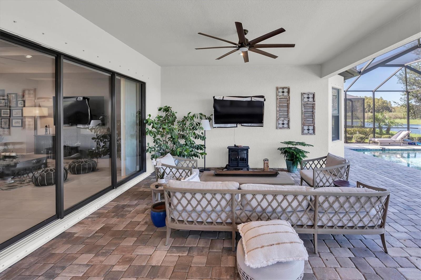 11149 EGERIA DR — photo 36