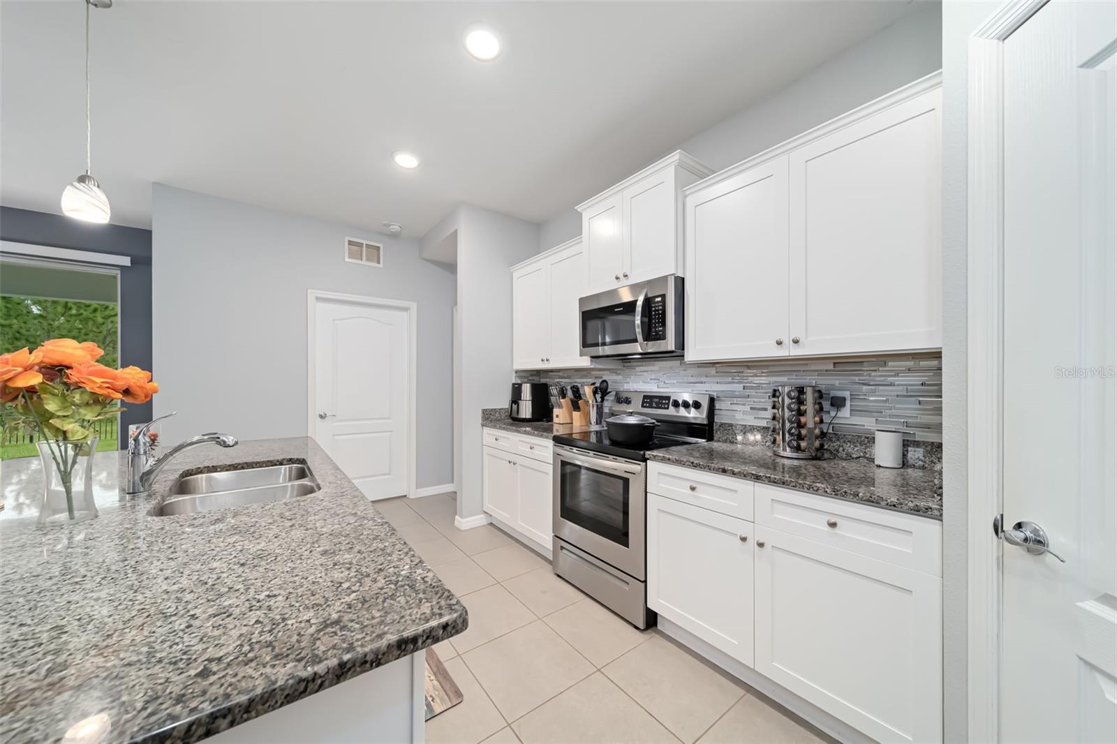 13715 WOODBRIDGE TER — photo 8