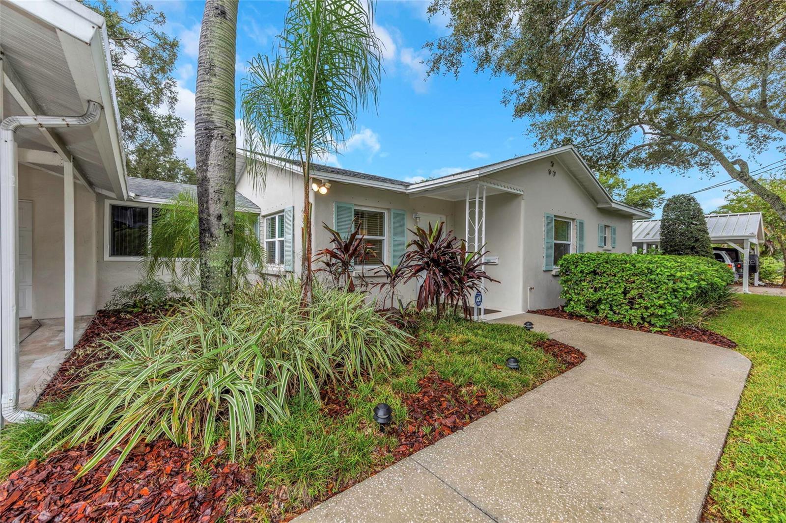 4204 W PALMIRA AVE — photo 4