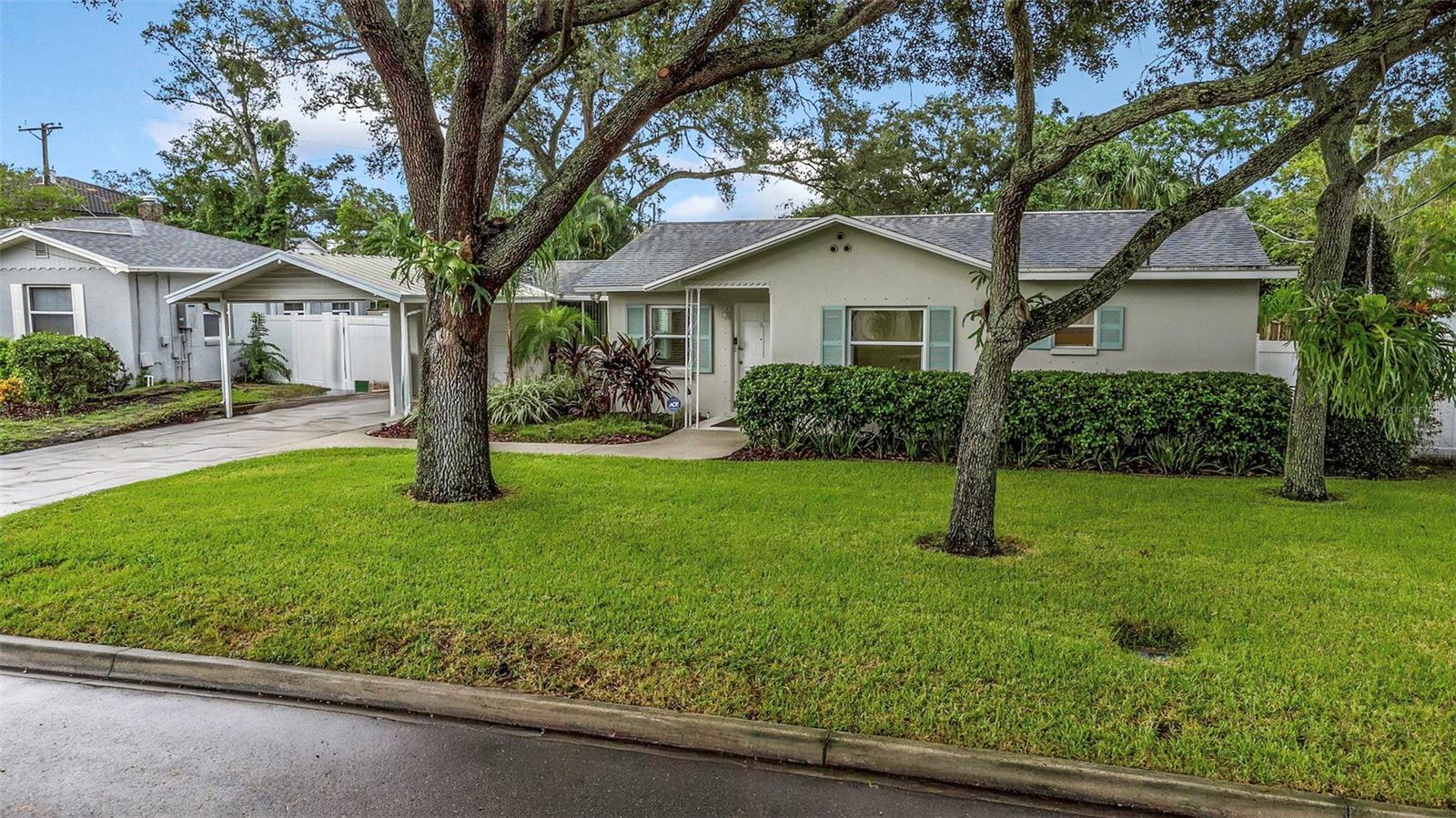 4204 W PALMIRA AVE — photo 31