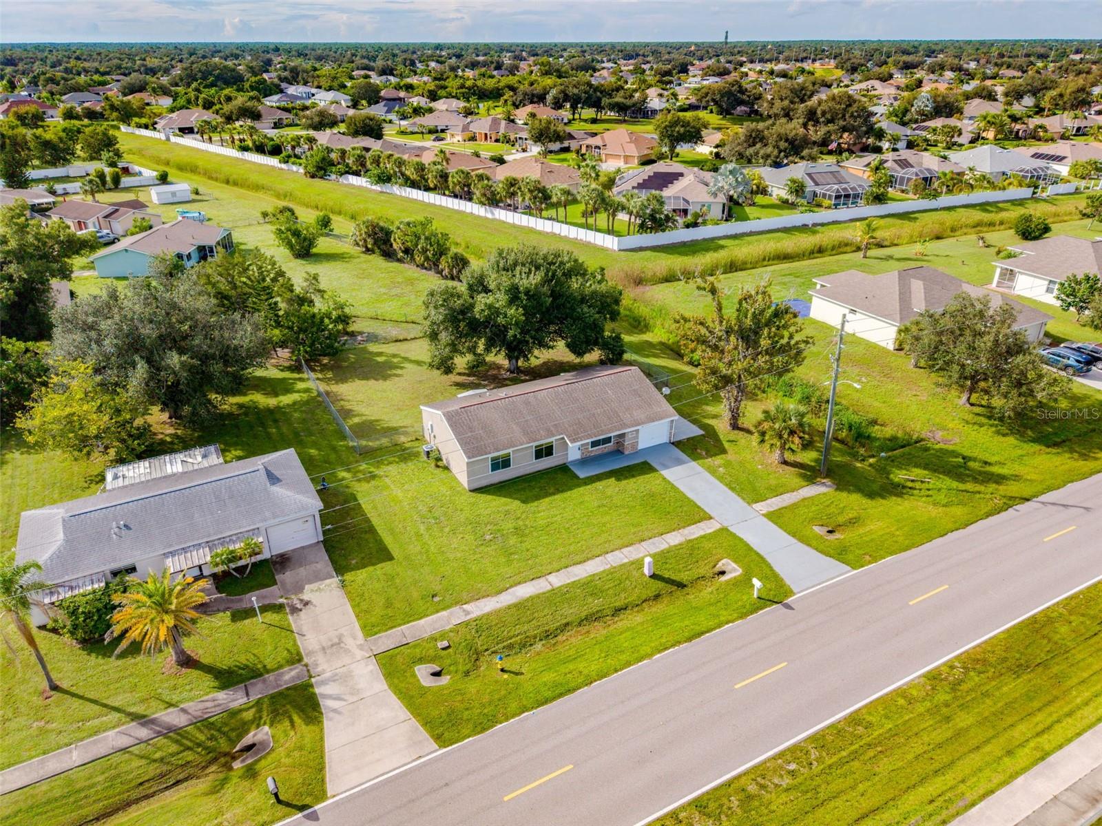 2555 PAN AMERICAN BLVD — photo 5