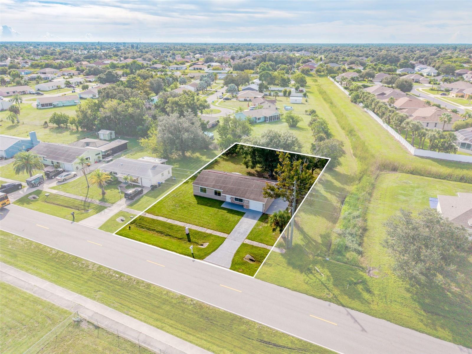 2555 PAN AMERICAN BLVD — photo 4