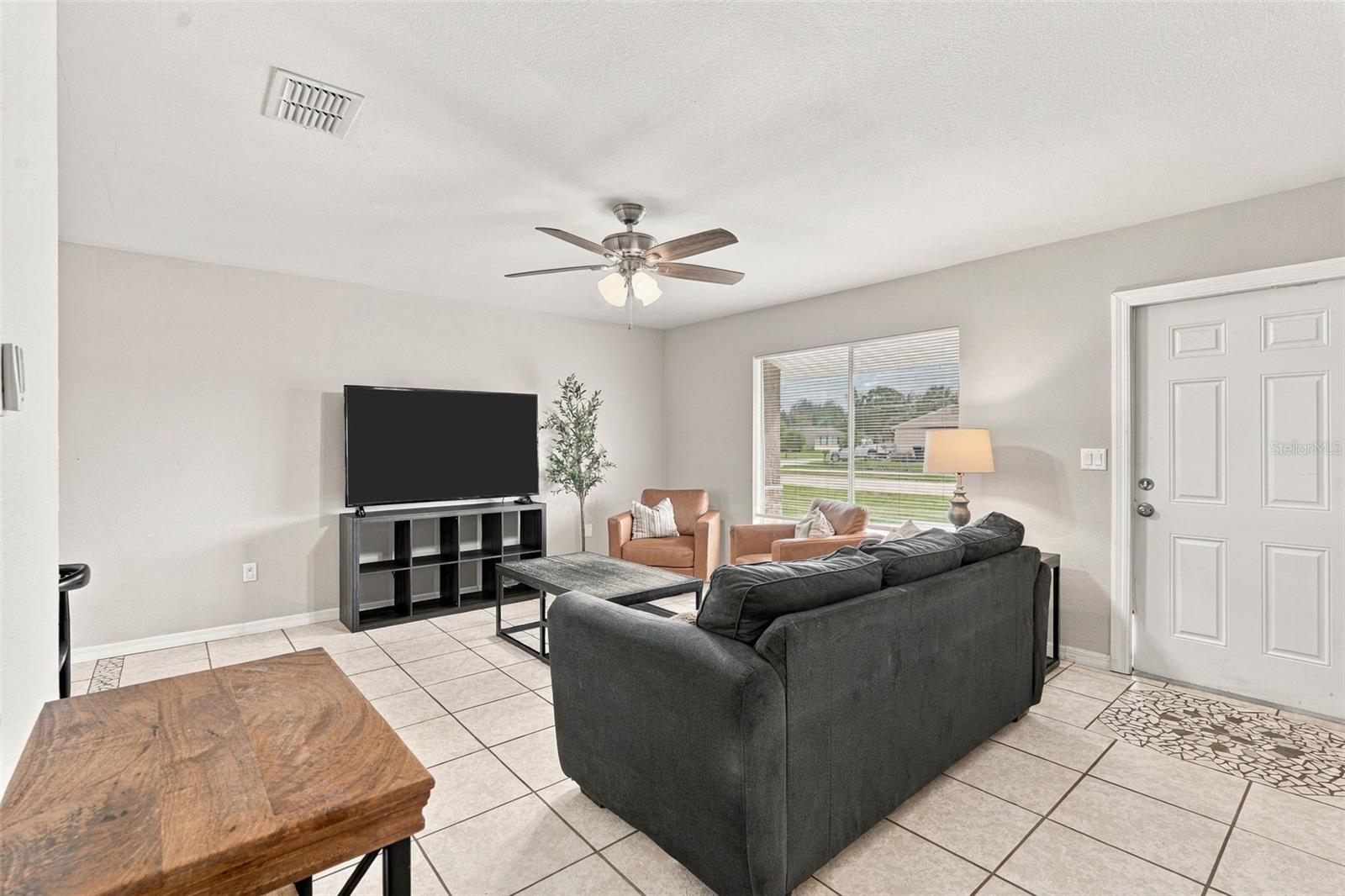 2555 PAN AMERICAN BLVD — photo 10