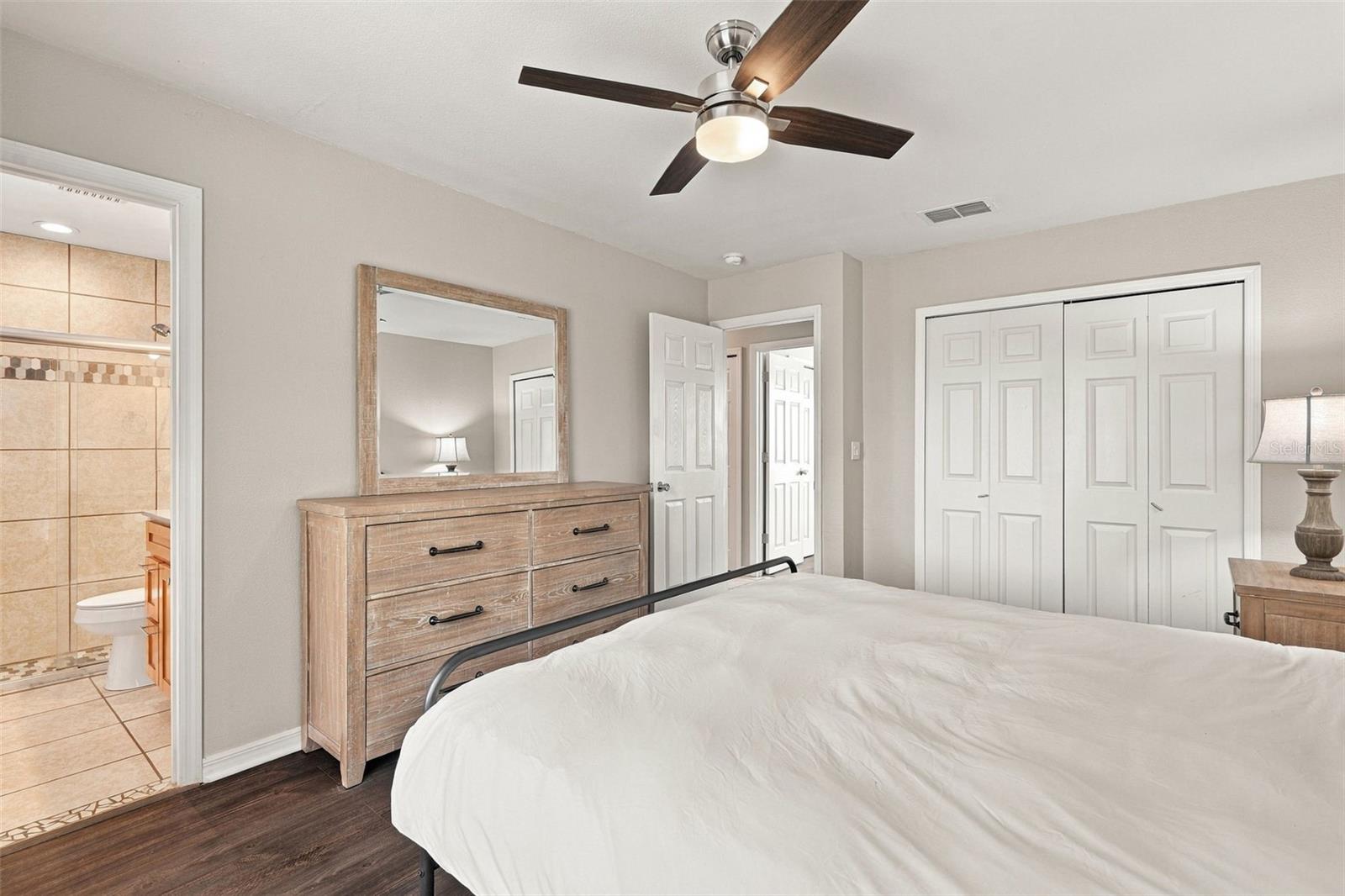 2555 PAN AMERICAN BLVD — photo 30