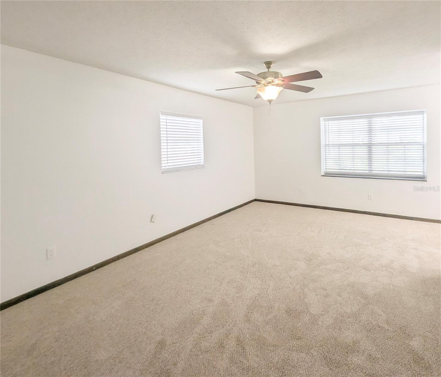 1302 RUSTLEWOOD DR — photo 14