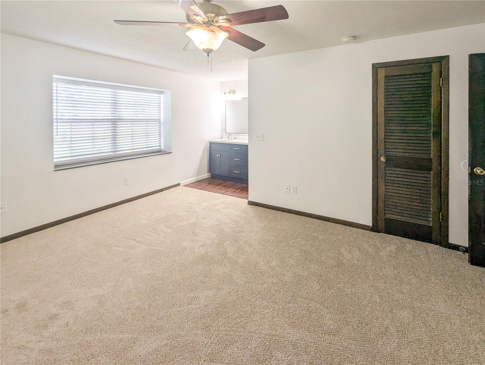 1302 RUSTLEWOOD DR — photo 12