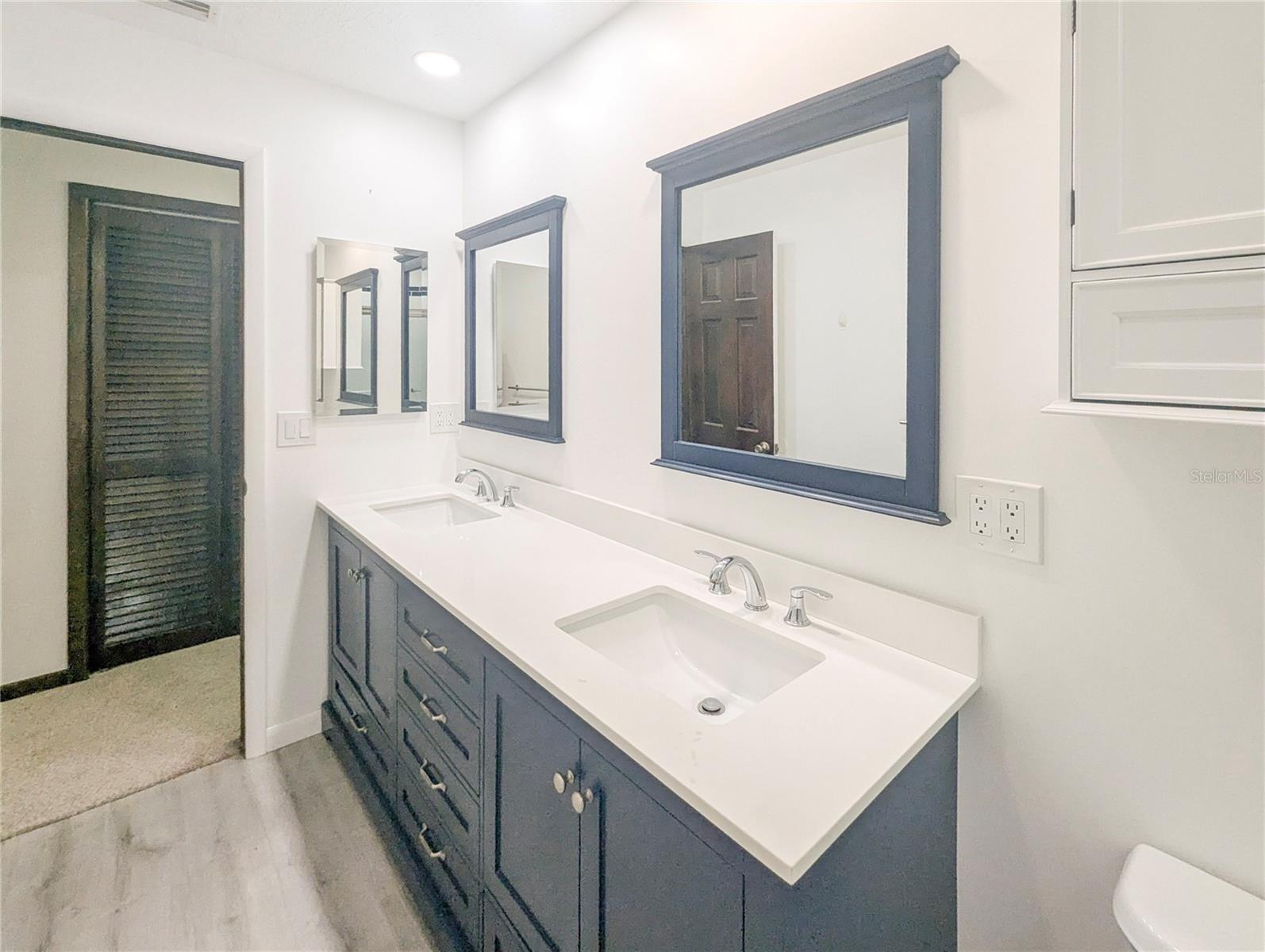 1302 RUSTLEWOOD DR — photo 20
