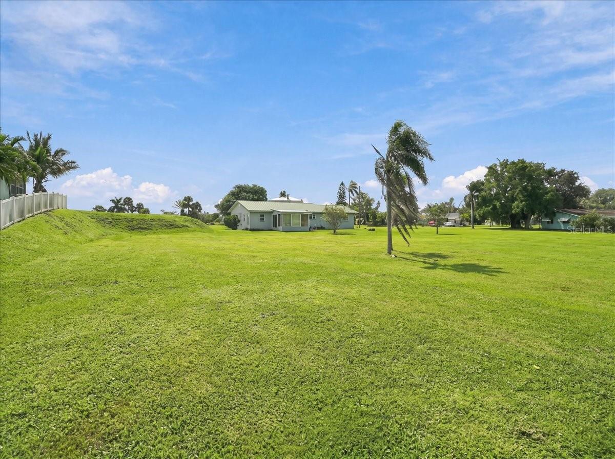 71 ISLAND CT — photo 2