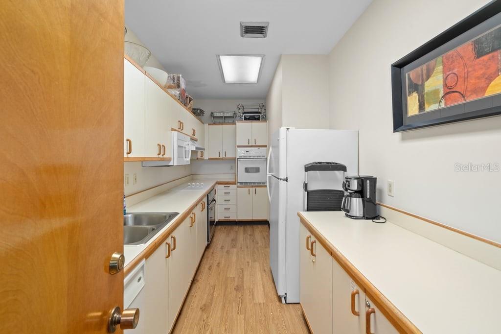 1660 GULF BLVD #706 — photo 45