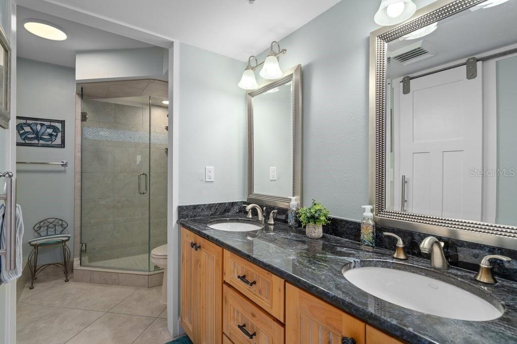 1660 GULF BLVD #706 — photo 25