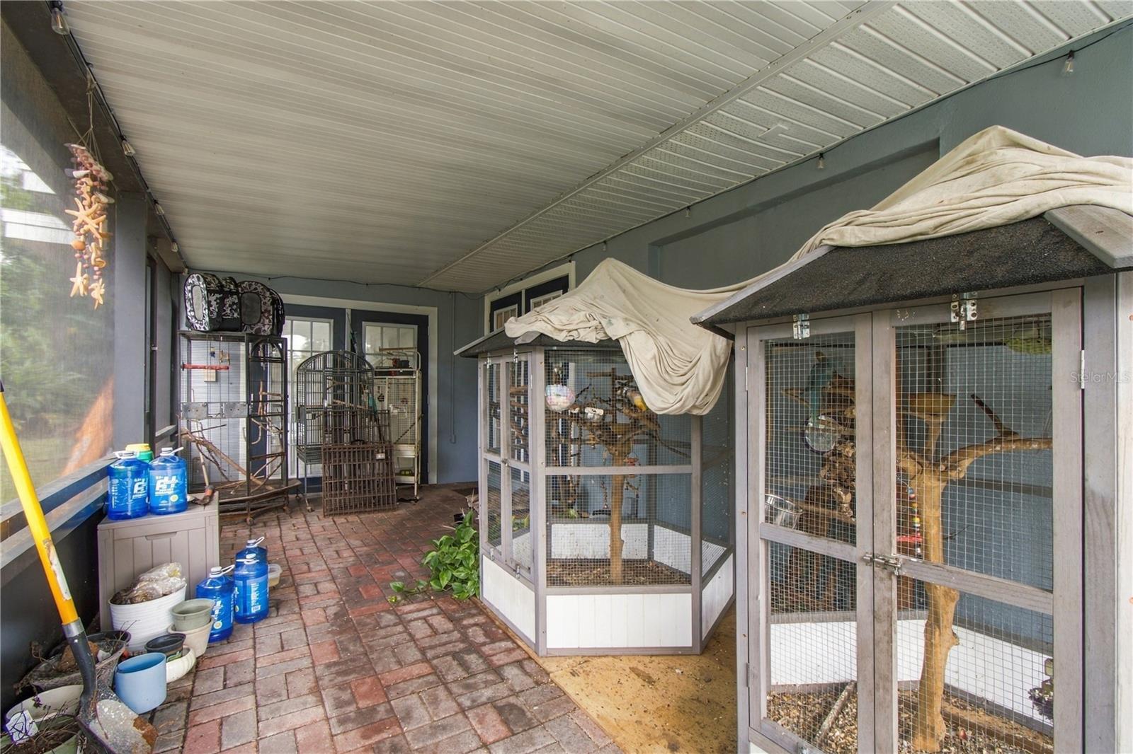 2168 KENT AVE — photo 52