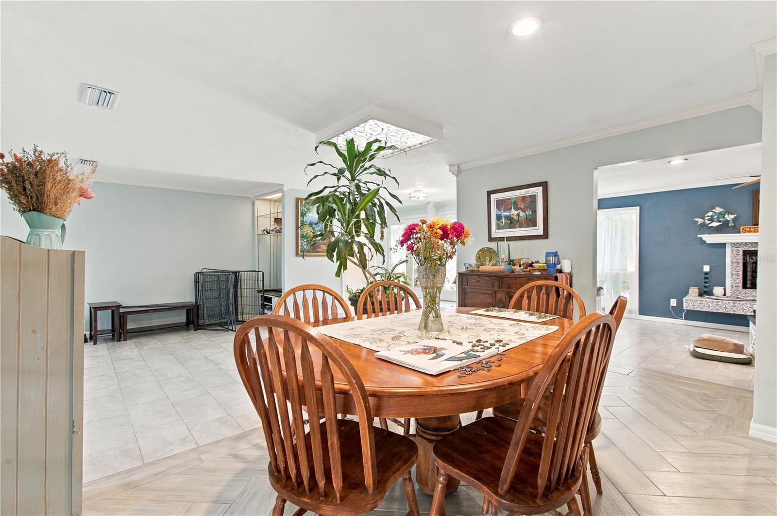 2168 KENT AVE — photo 12