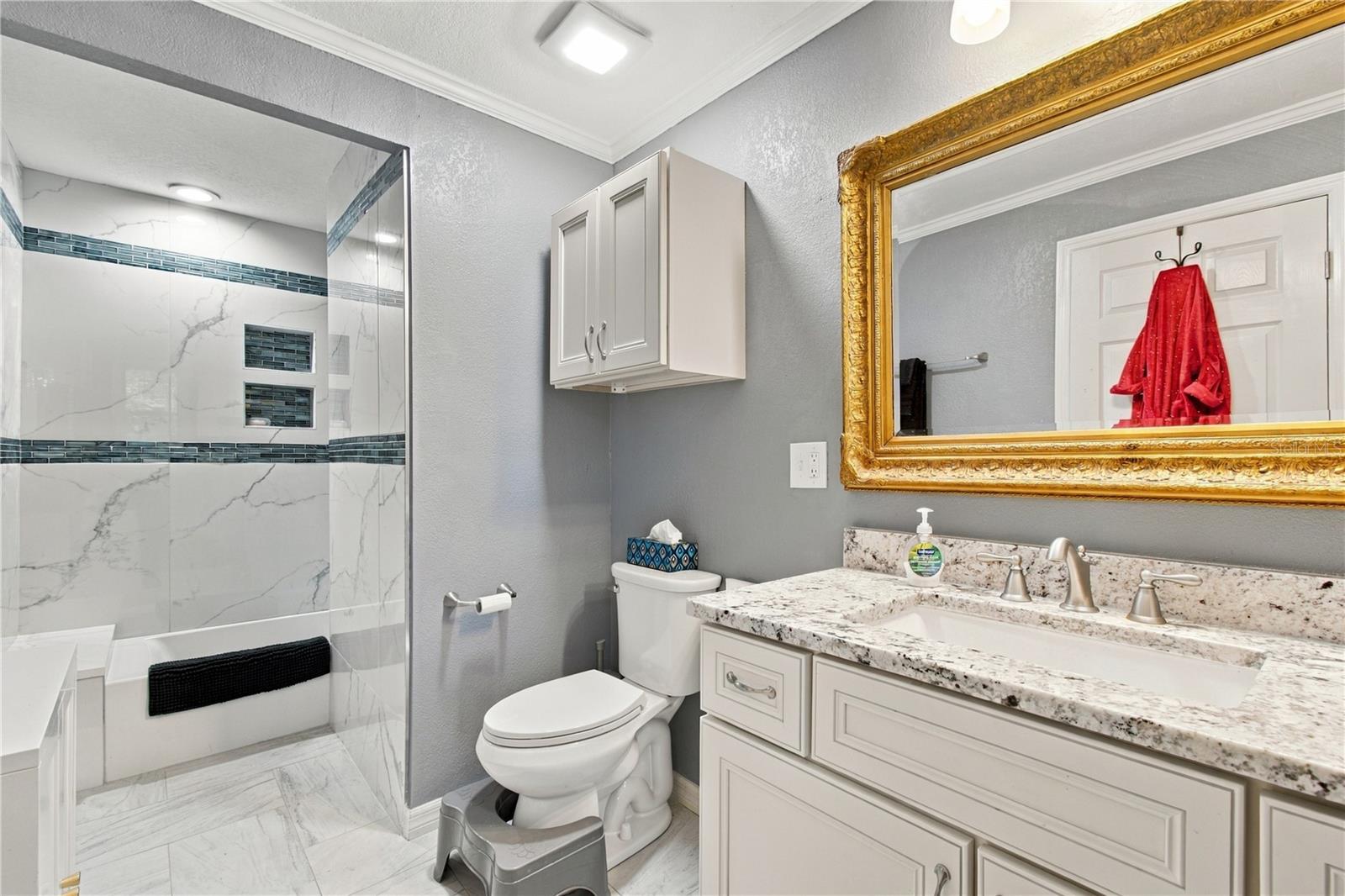 2168 KENT AVE — photo 41