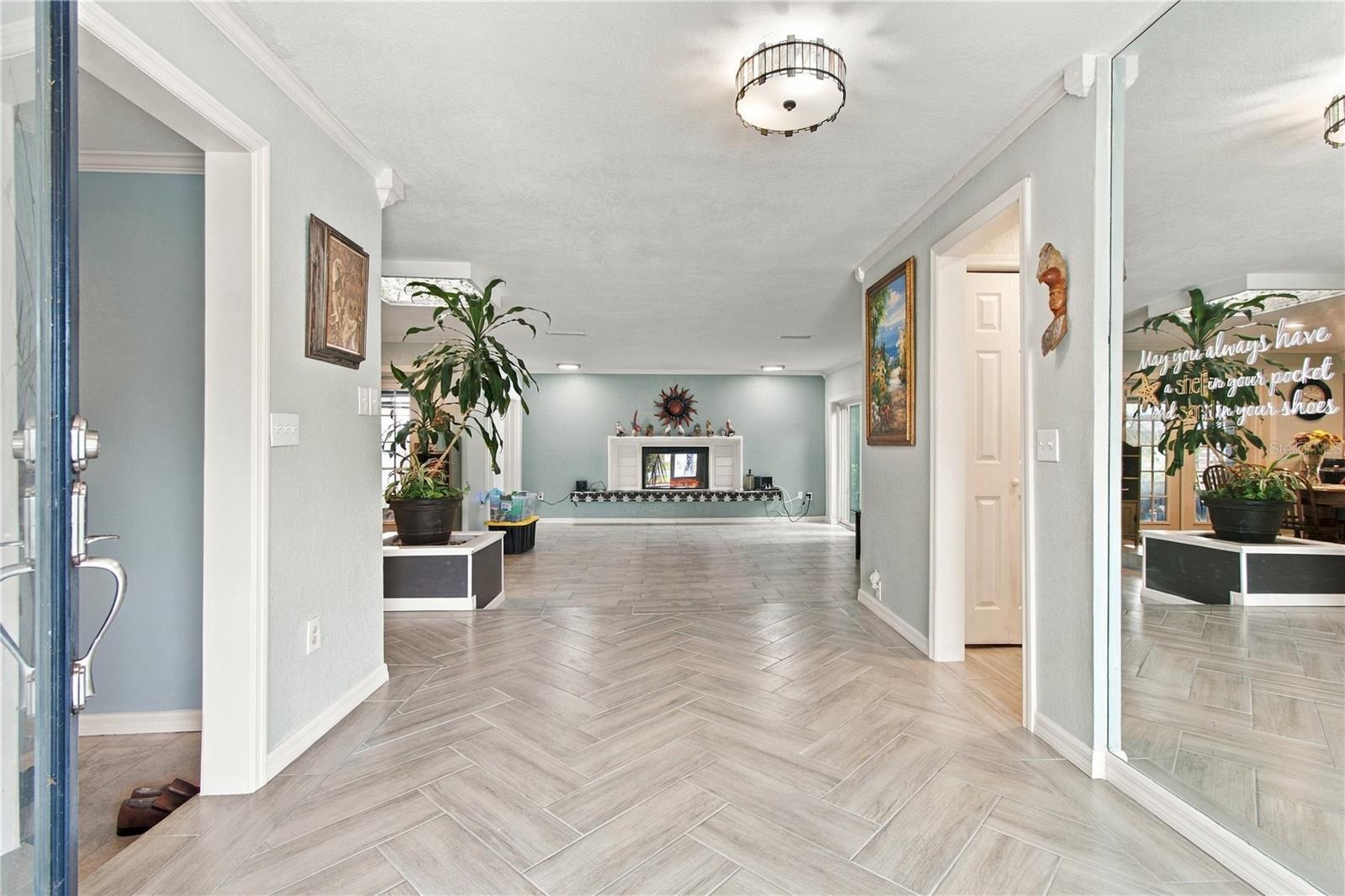 2168 KENT AVE — photo 5