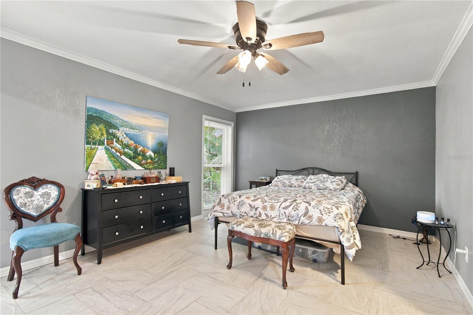 2168 KENT AVE — photo 36