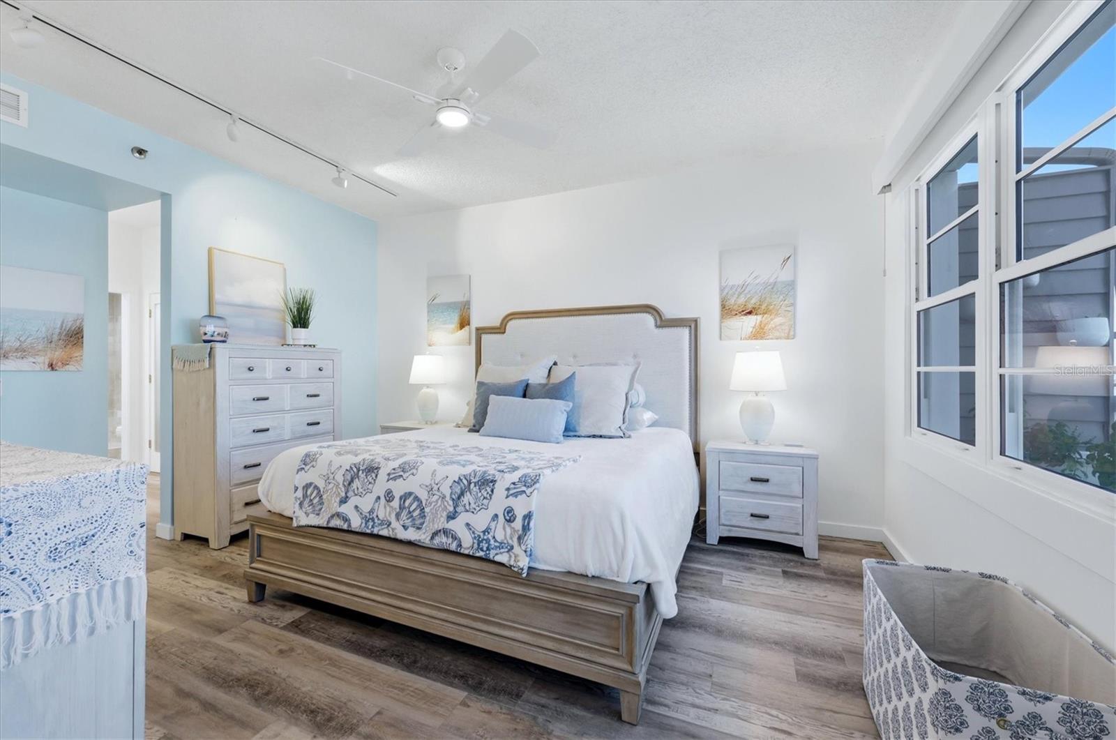 615 DREAM ISLAND PL #212 — photo 21