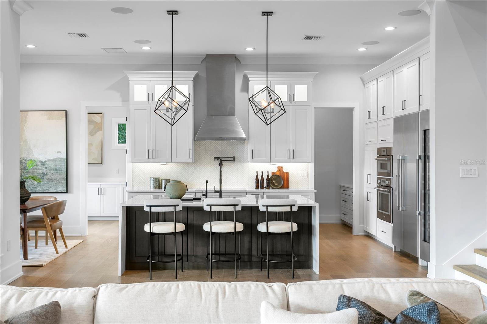 790 CORDOVA BLVD NE — photo 11