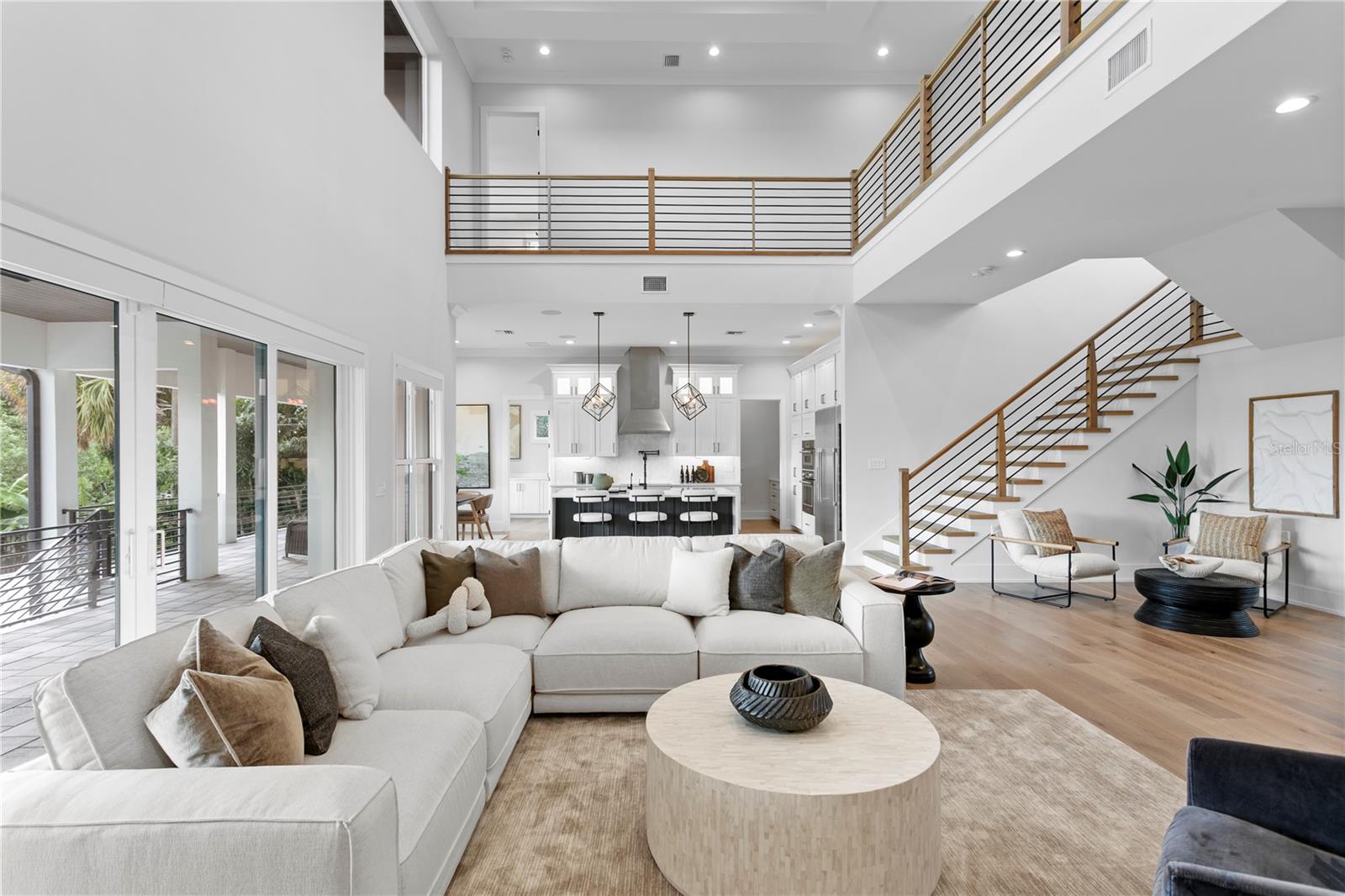 790 CORDOVA BLVD NE — photo 8