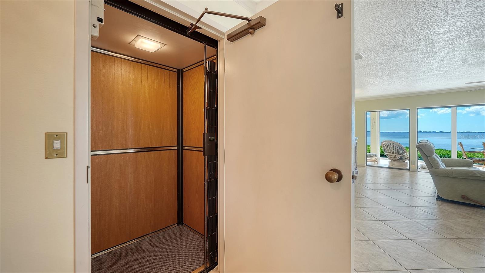 4533 BAY CLUB DR — photo 27