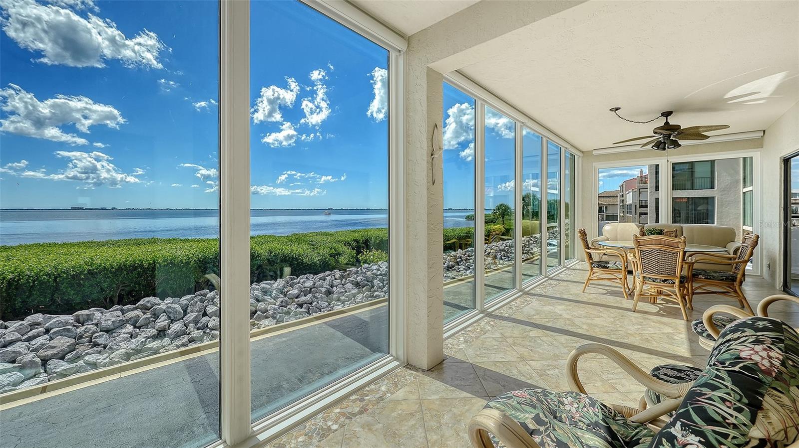 4533 BAY CLUB DR — photo 3