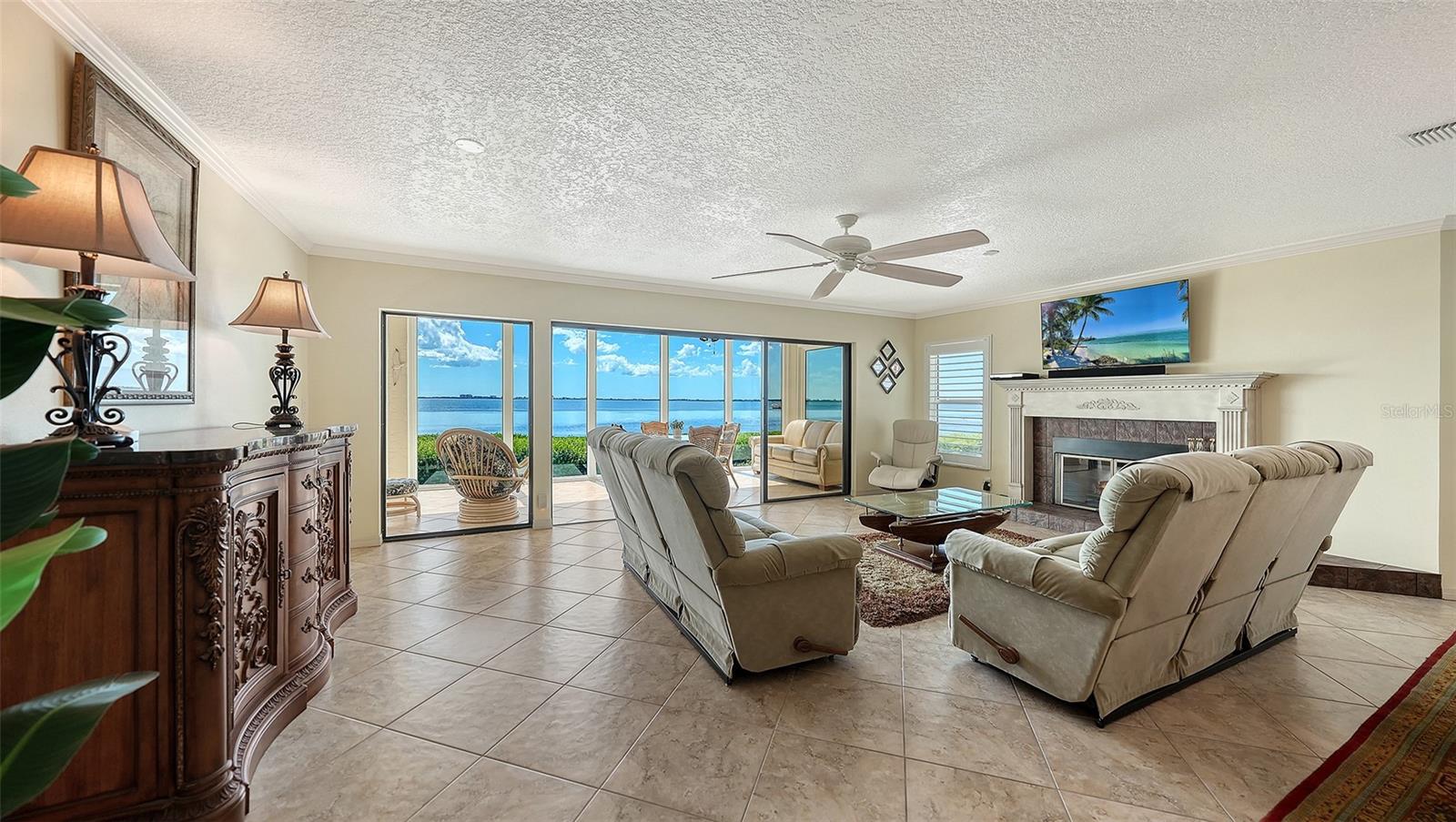 4533 BAY CLUB DR — photo 6