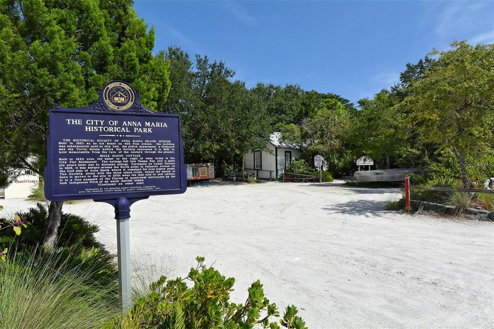 4533 BAY CLUB DR — photo 41