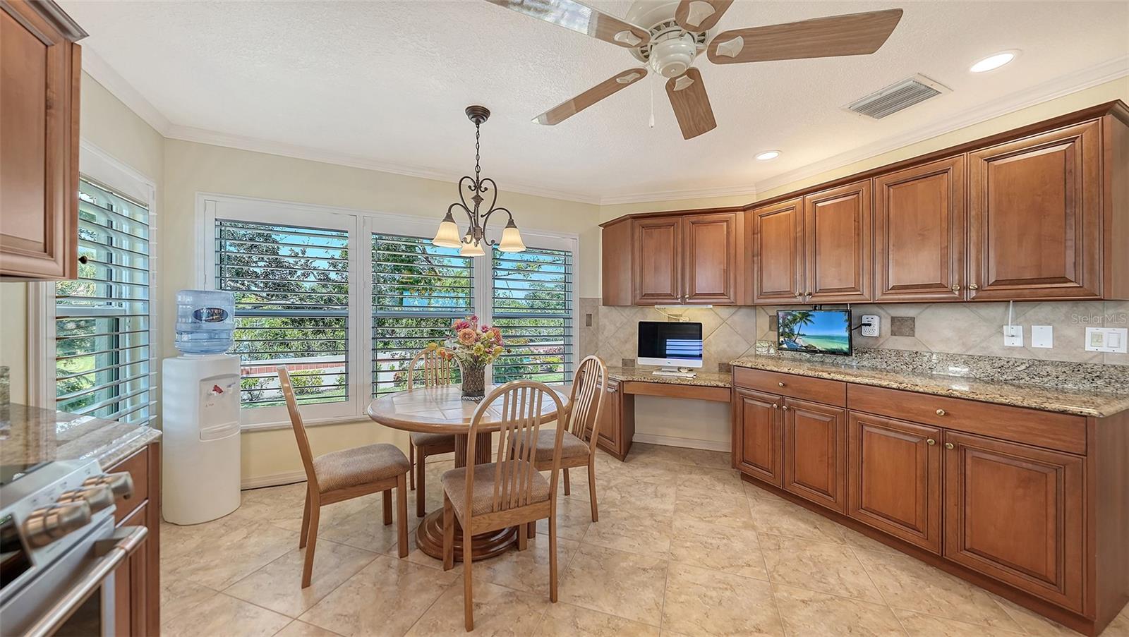 4533 BAY CLUB DR — photo 14