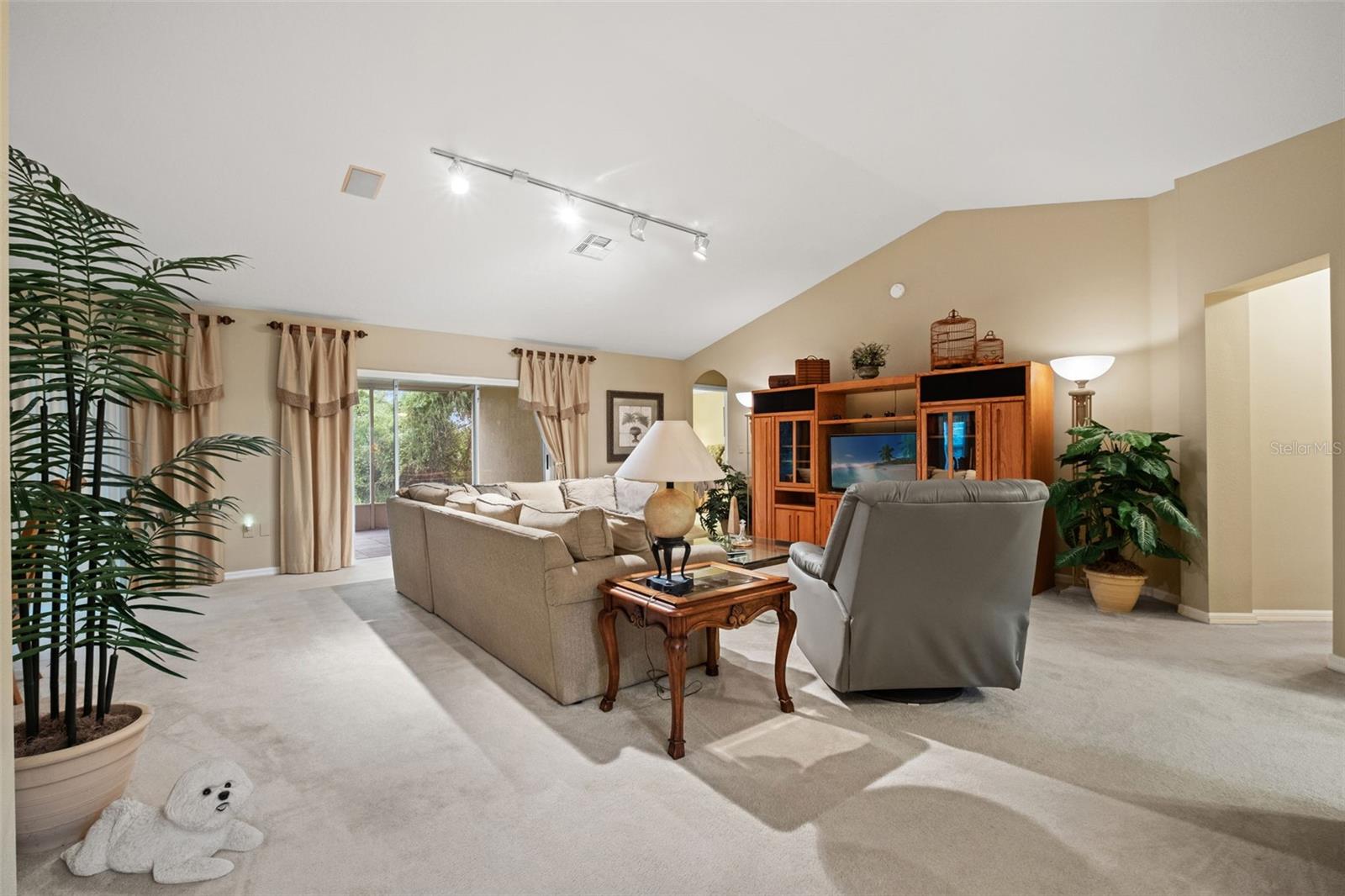 10628 COLLAR DR — photo 2