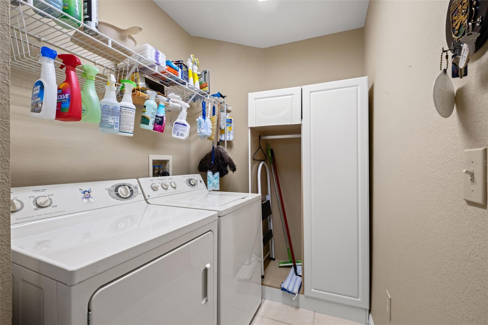 10628 COLLAR DR — photo 36