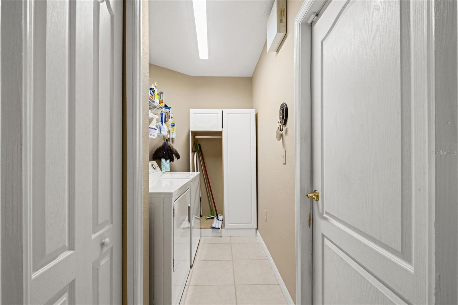 10628 COLLAR DR — photo 35