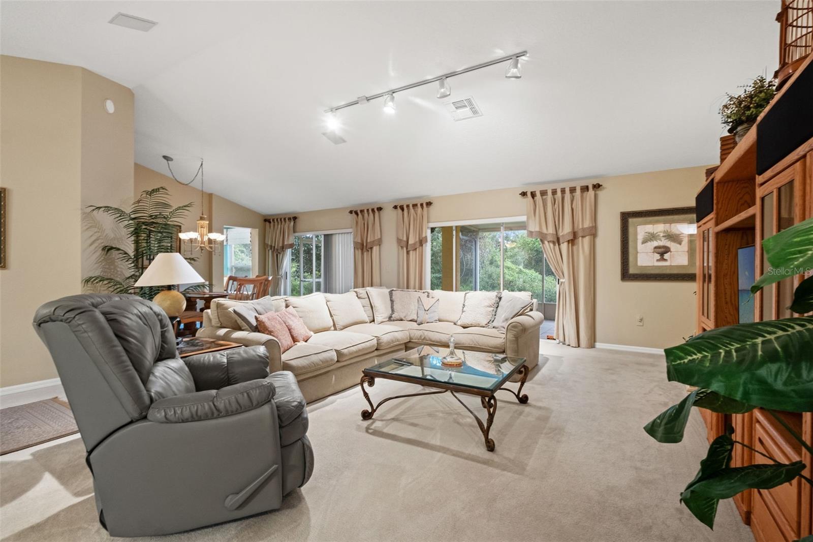 10628 COLLAR DR — photo 12