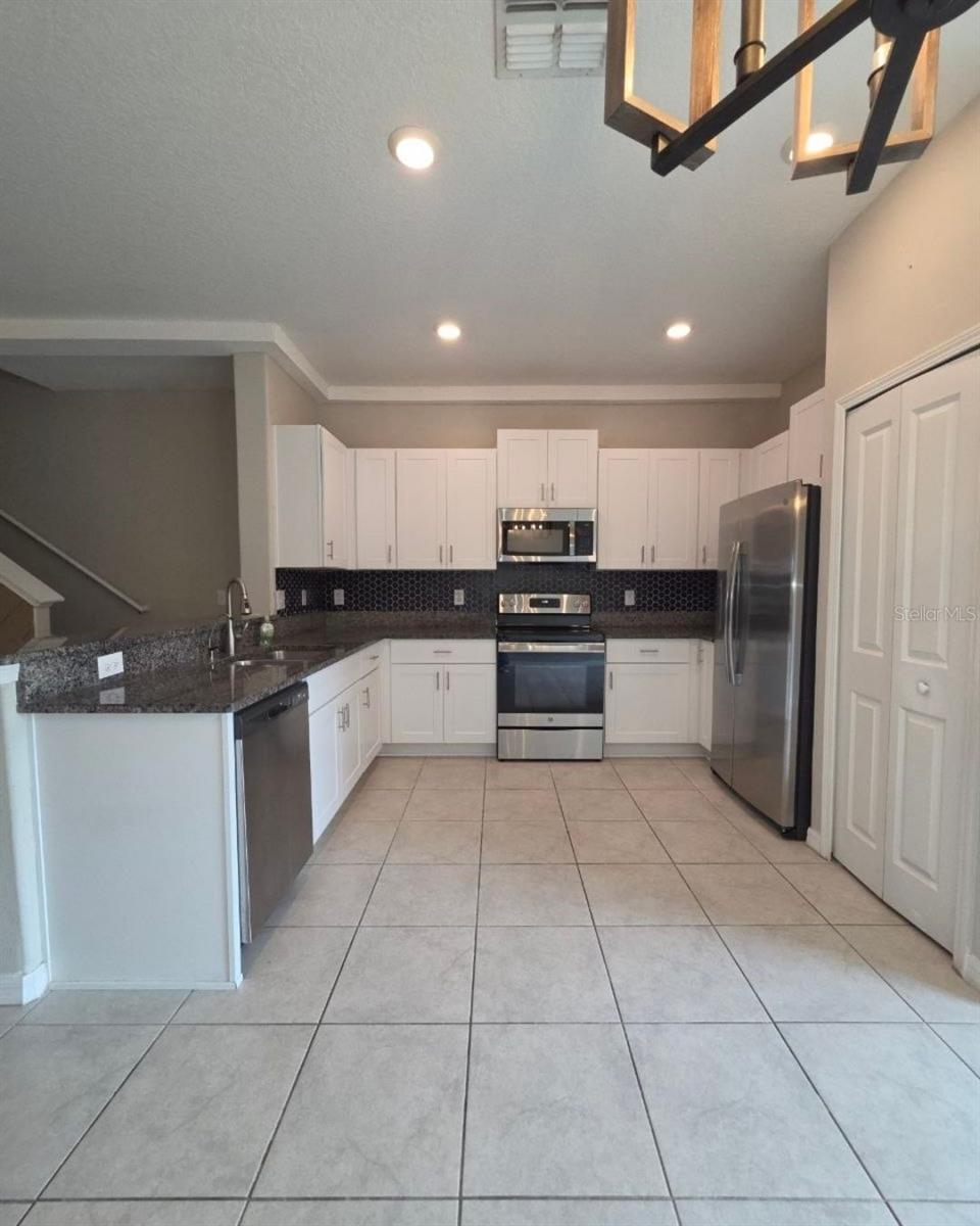 9659 PEMBROOKE PINES DR — photo 3