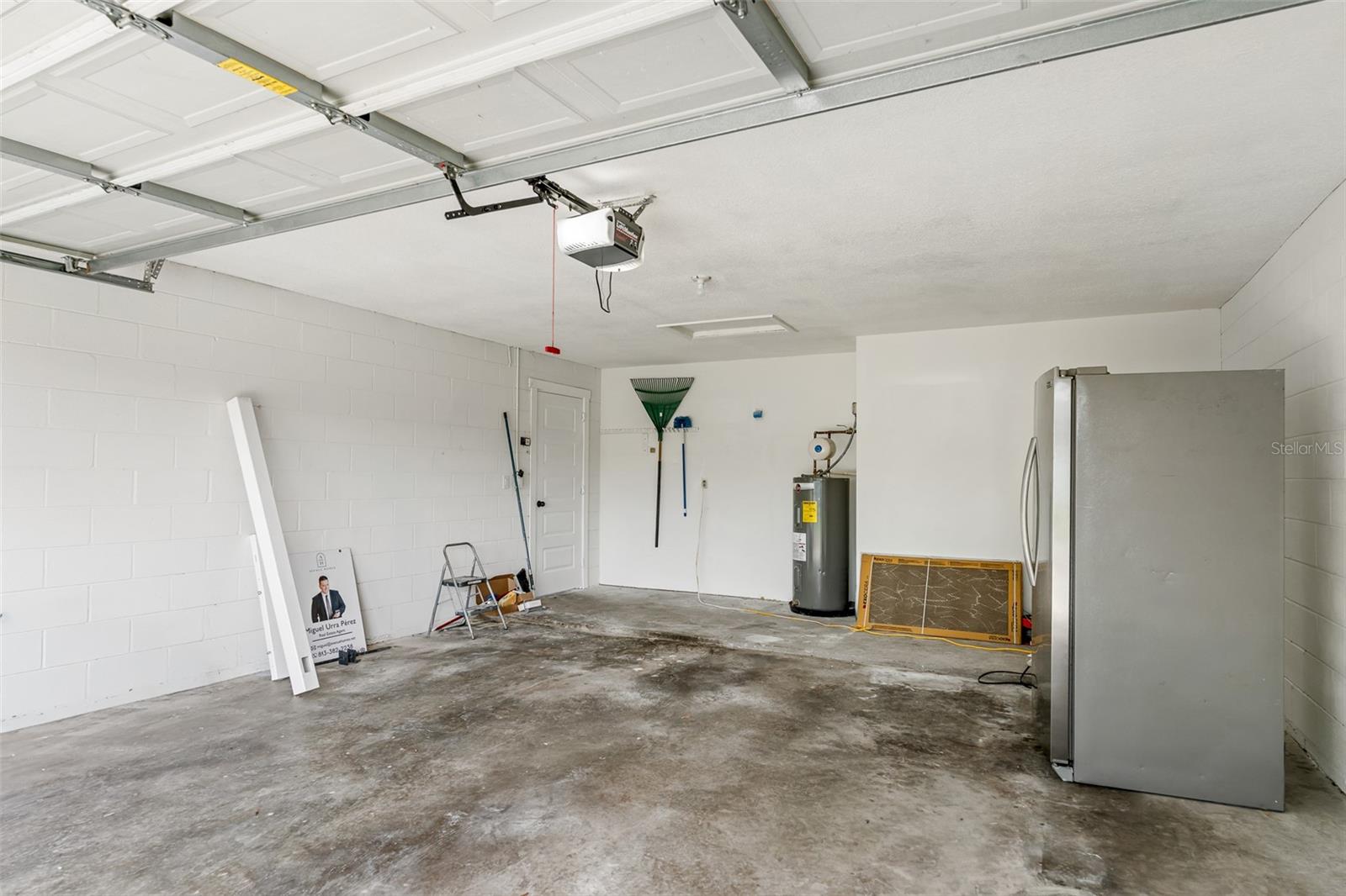 7131 HOLLOWELL DR — photo 43
