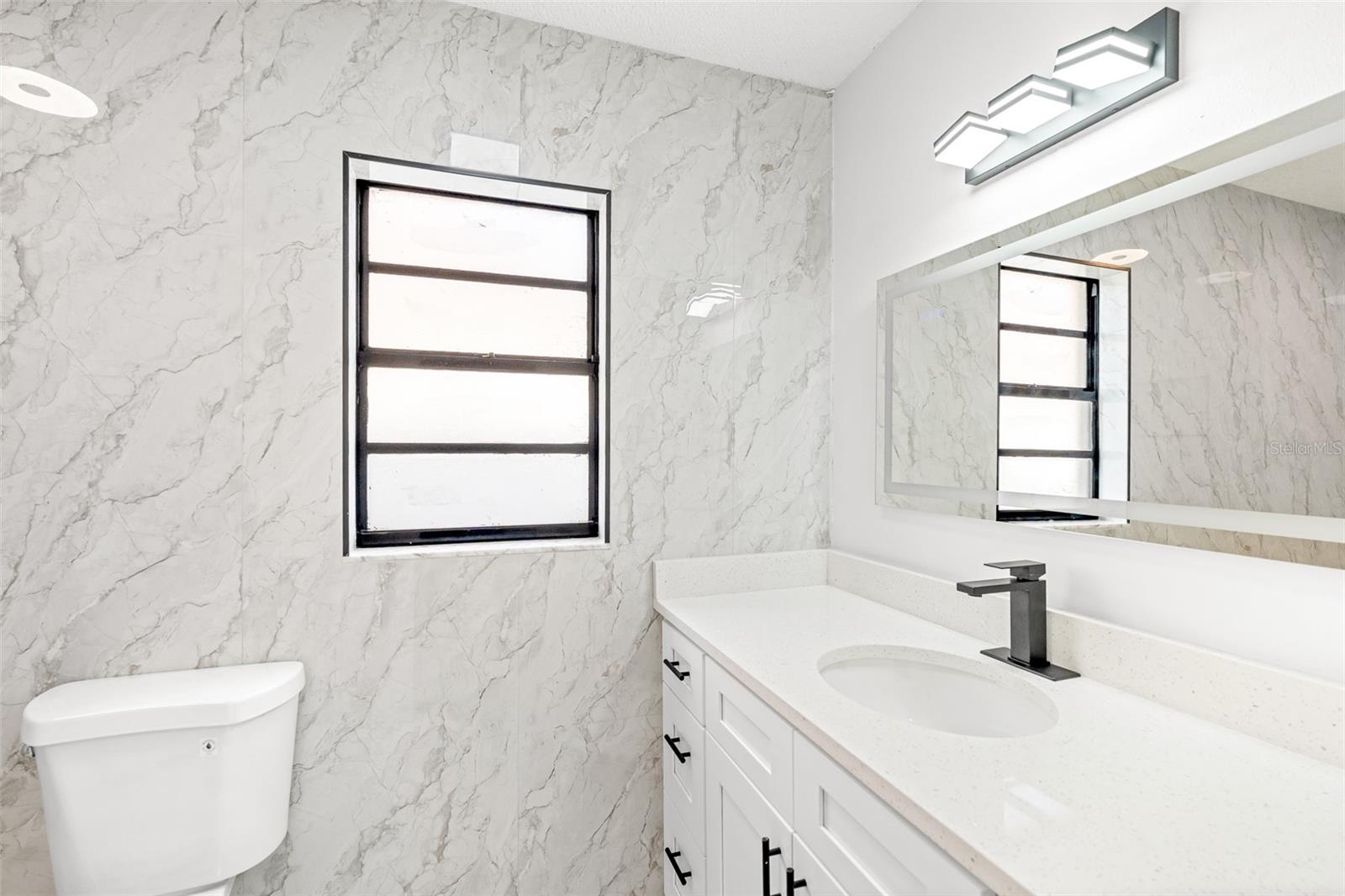 7131 HOLLOWELL DR — photo 28