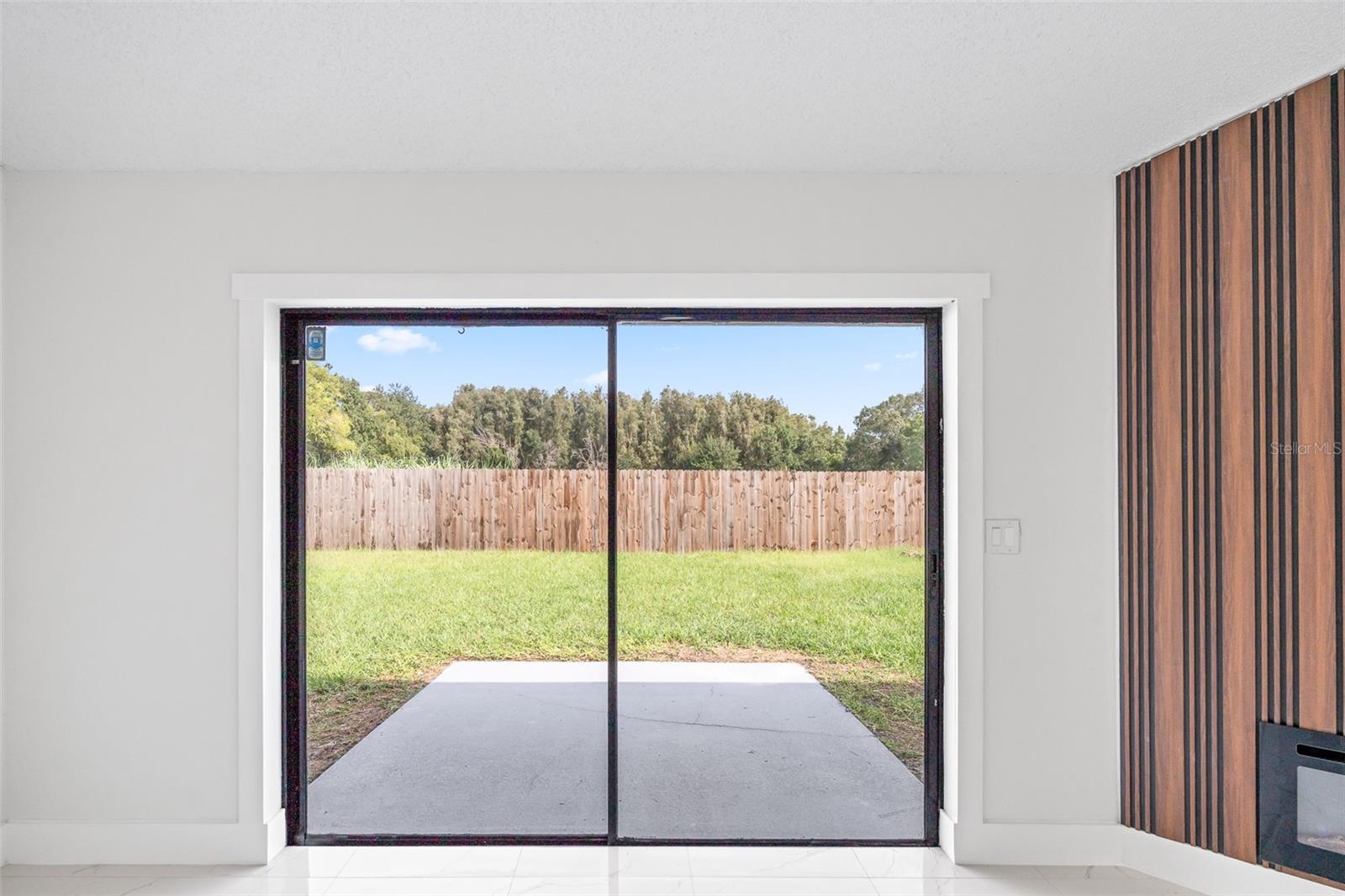 7131 HOLLOWELL DR — photo 34
