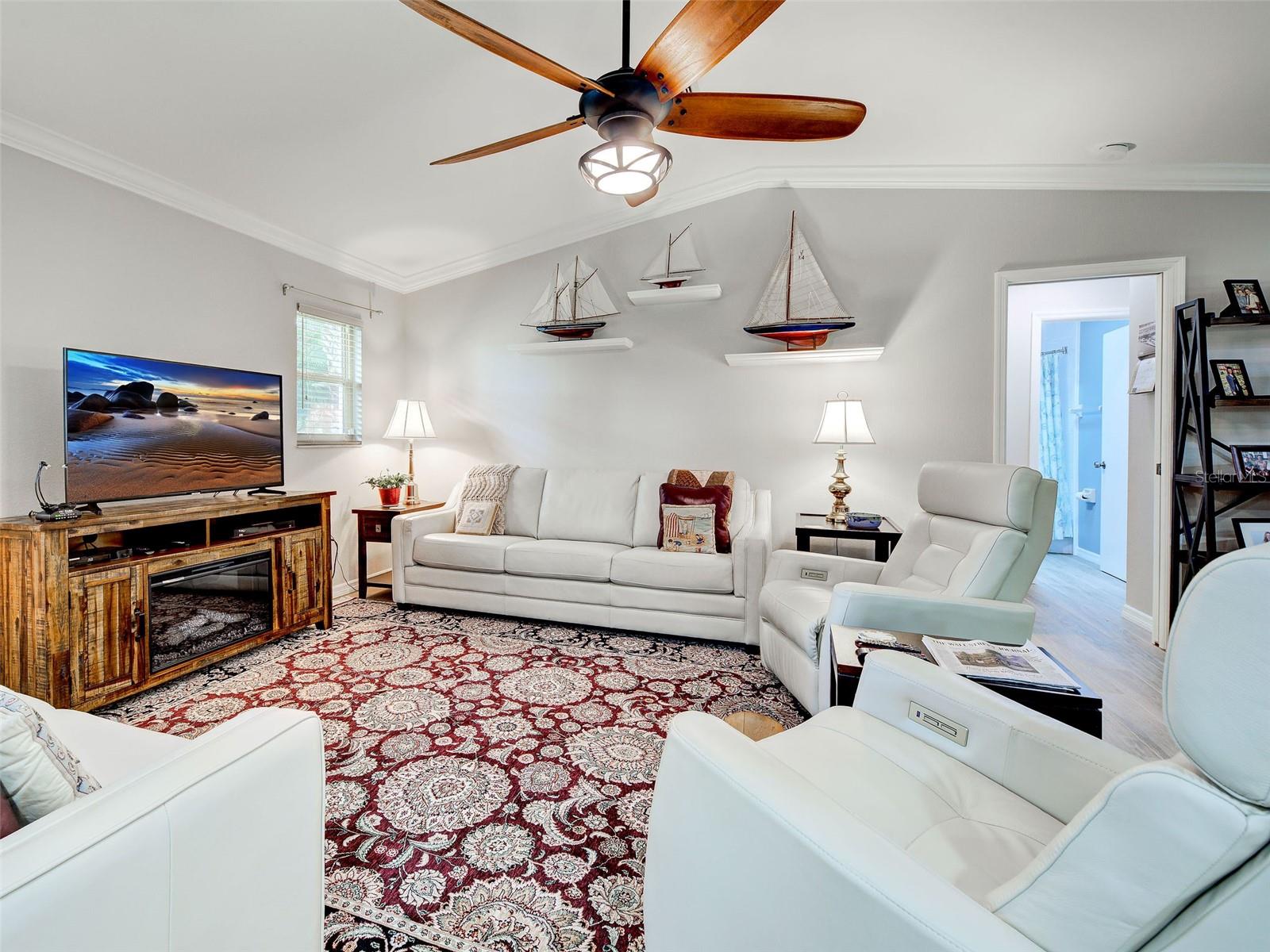 800 OSPREY ST — photo 25