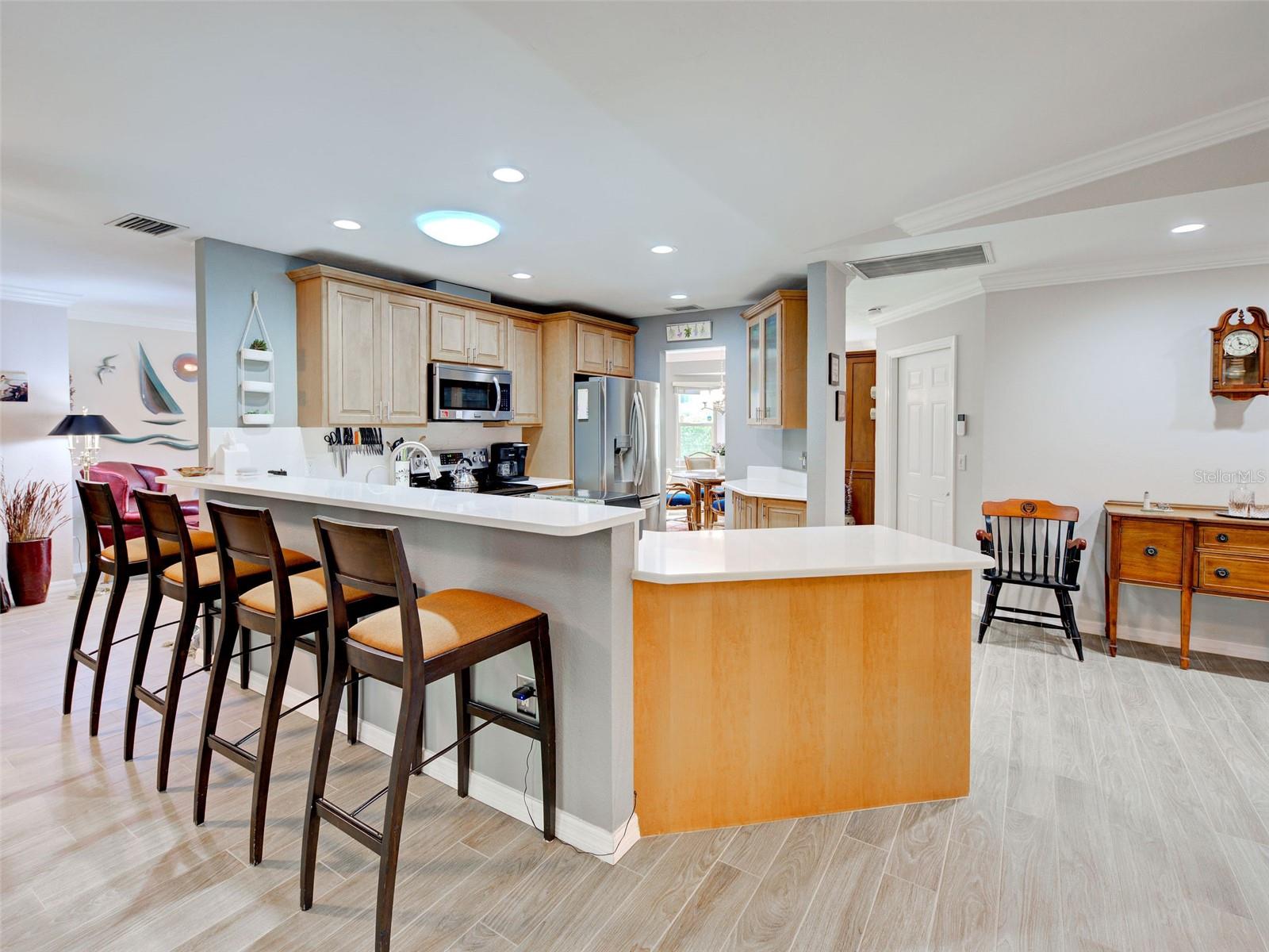 800 OSPREY ST — photo 10